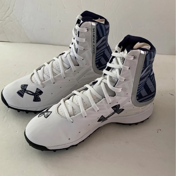 Soccer shoes - Picture 1 of 2